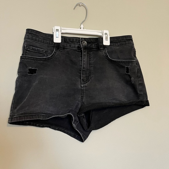 Vans High Waisted Distressed Shorts - Picture 2 of 5